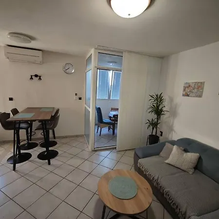 Apartman Lena * Задар